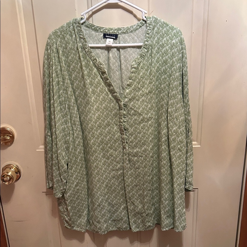 Basic Editions Green Patterned Blouse